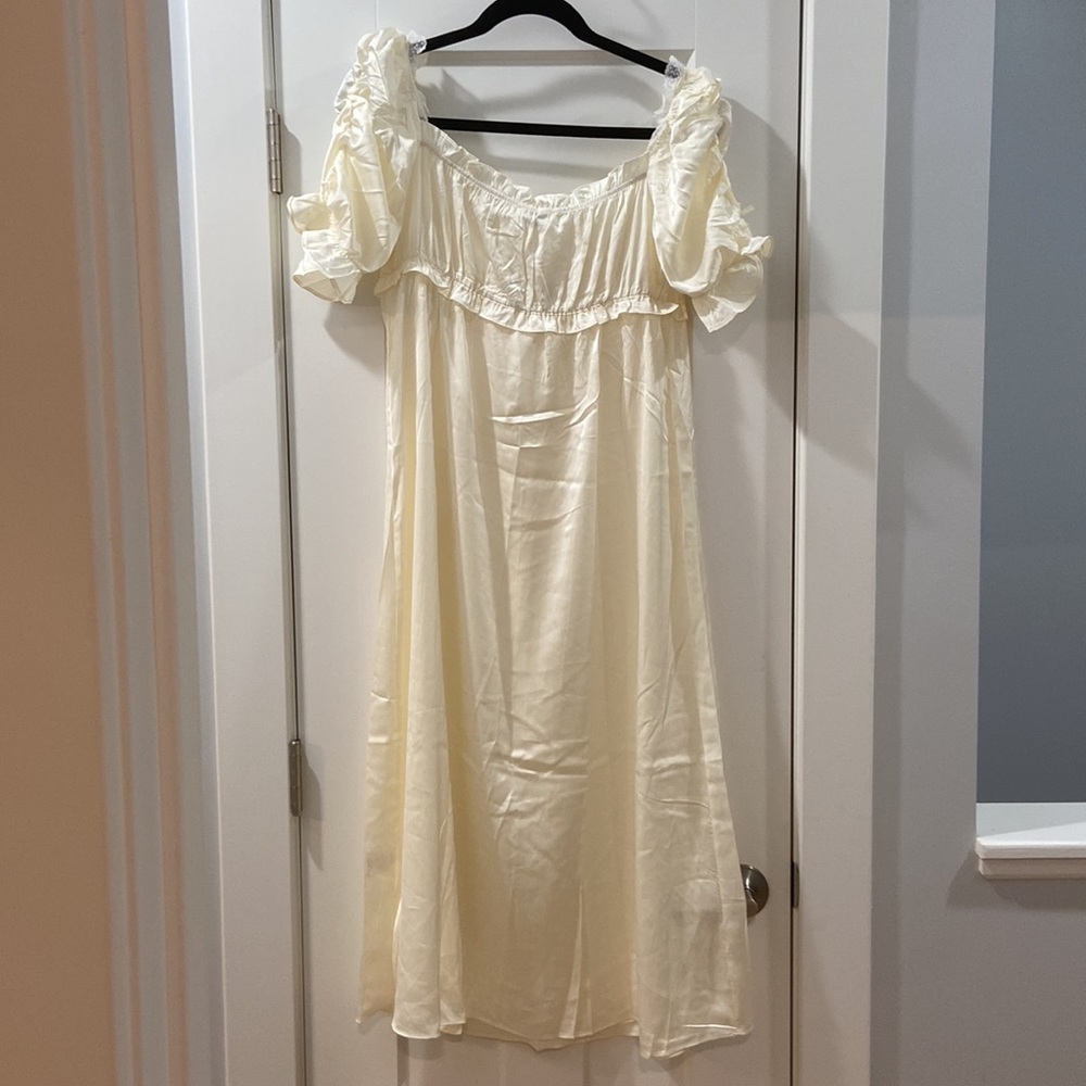 Vintage inspired ivory nightgown ruffles and lace Romantic Design Studio Xl NWT - Picture 2 of 10